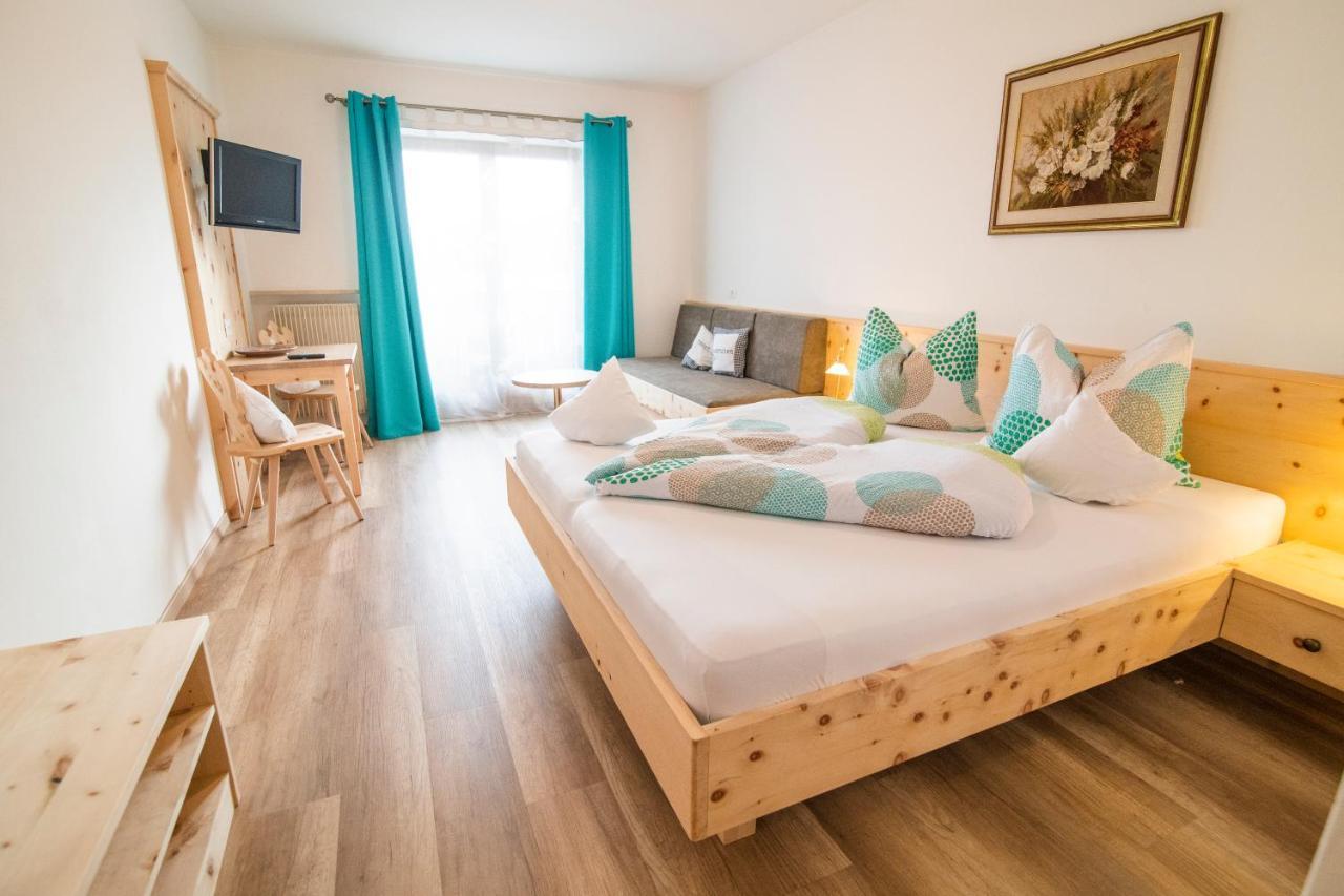 Garni Stuebele Bed & Breakfast Tirolo Bagian luar foto